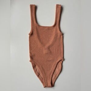 Surf Gypsy Womens Krinkle Tank One-Piece Swimsuit
- Sunset Coral/Gold - O/S